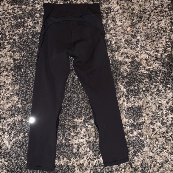 Lululemon High Times Crop Tech Mesh Stripped Legging High Rise Black Size 4 - Picture 2 of 4